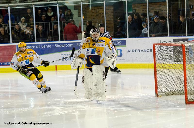 Angers  5 - 3 Strasbourg 