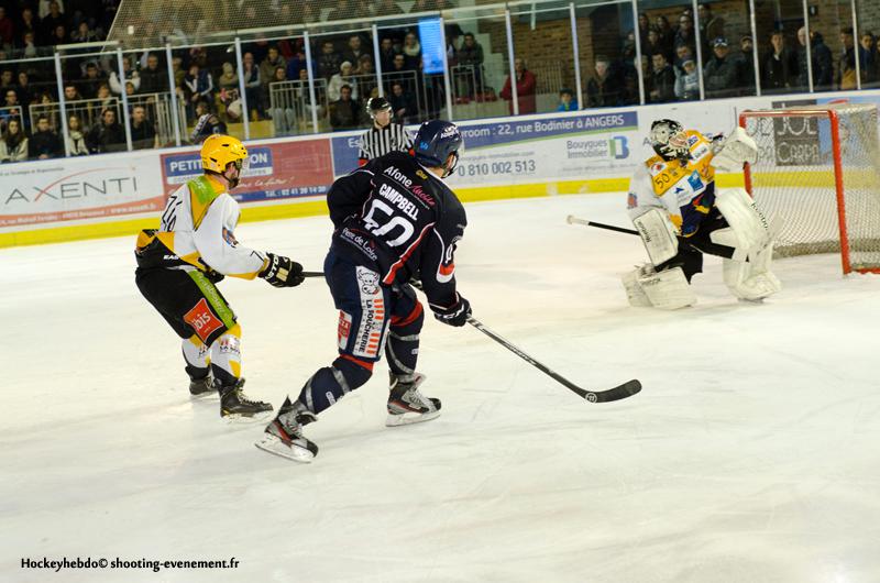 Angers  5 - 3 Strasbourg 
