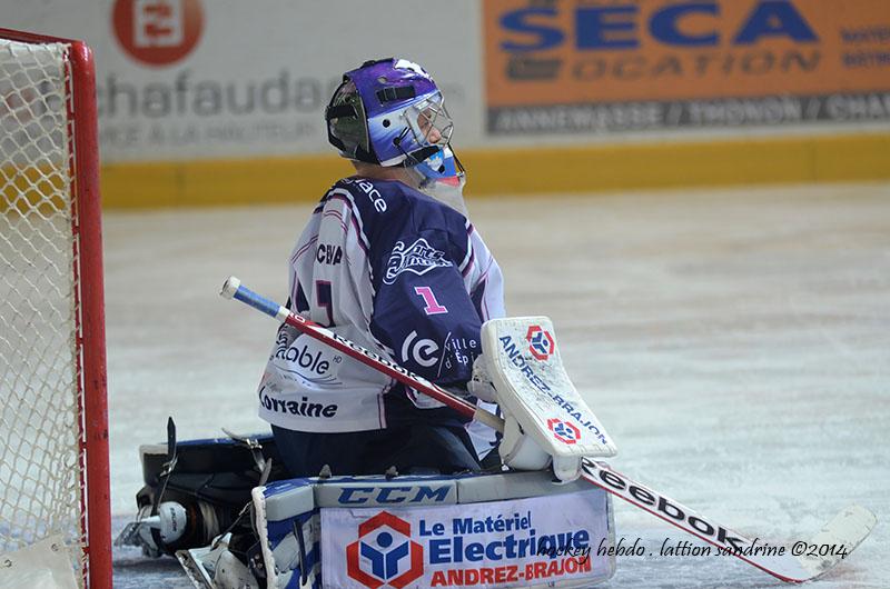 Chamonix  2 - 4 Epinal 