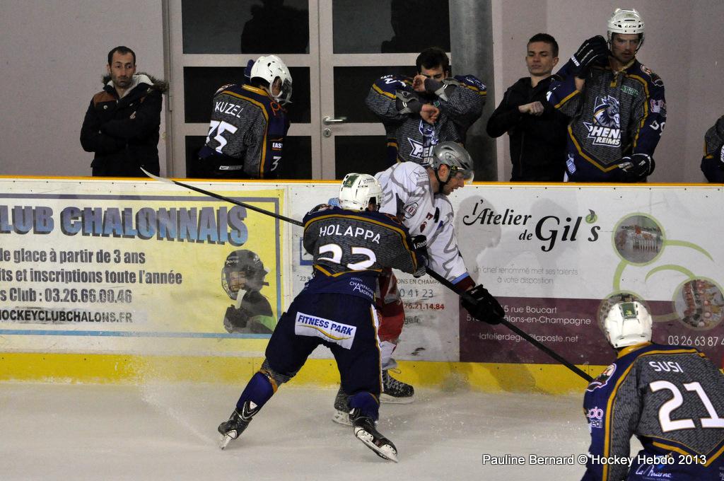 Reims 4 - 3 Annecy