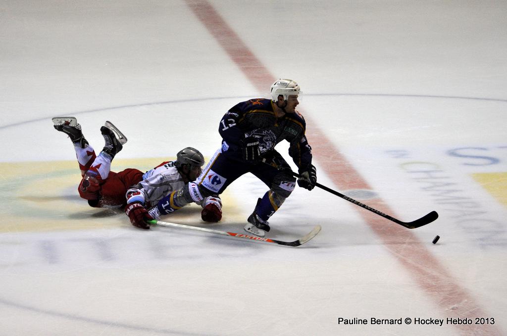 Reims 4 - 3 Annecy