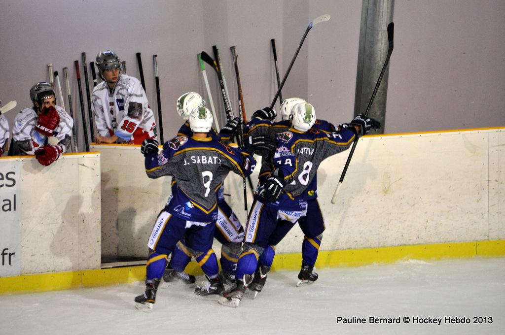 Reims 4 - 3 Annecy