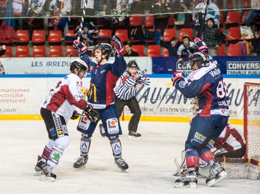 Grenoble  7 - 3 Morzine-Avoriaz