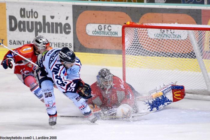 Grenoble  4 - 2 Angers 