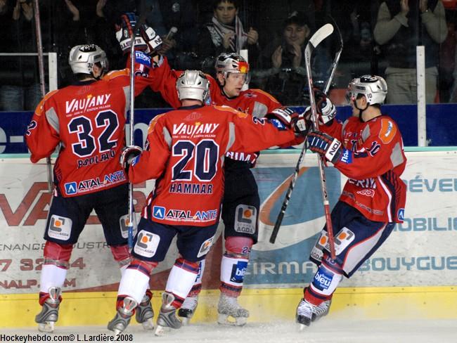 Grenoble  4 - 2 Angers 