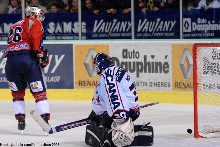 Grenoble  4 - 2 Angers 