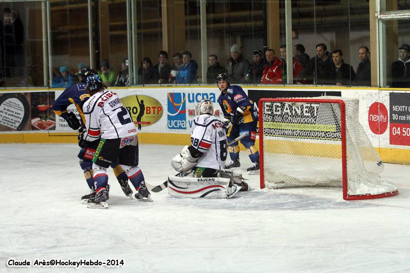 Chamonix  6 - 3 Caen 