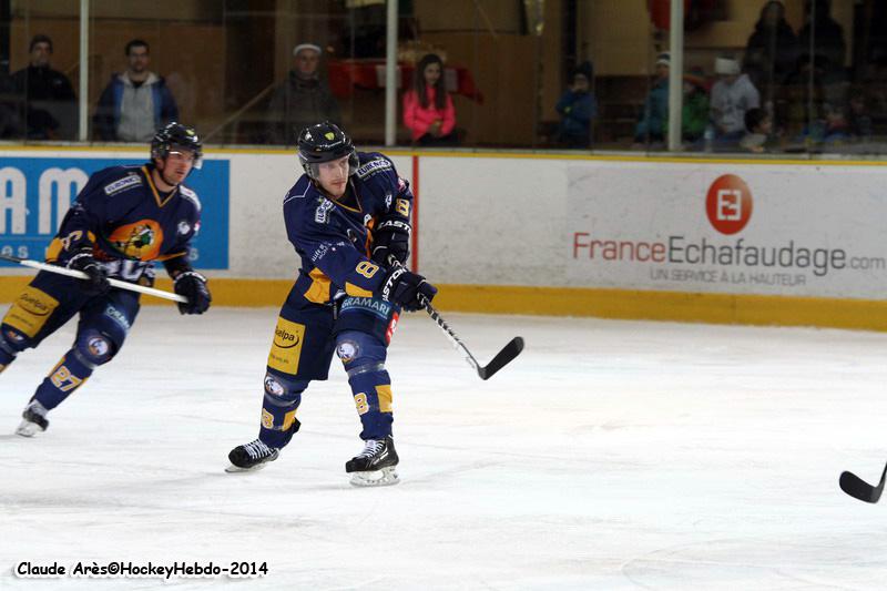 Chamonix  6 - 3 Caen 