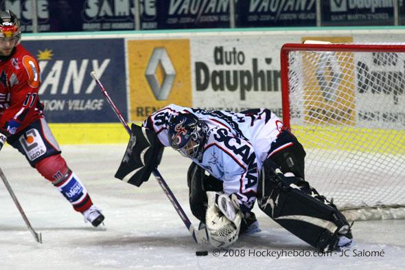 Grenoble  4 - 2 Angers 