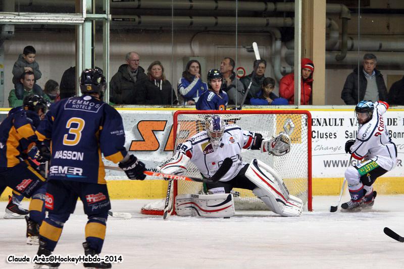 Chamonix  6 - 3 Caen 
