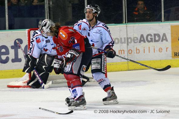 Grenoble  4 - 2 Angers 