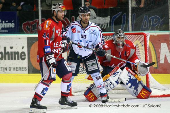 Grenoble  4 - 2 Angers 