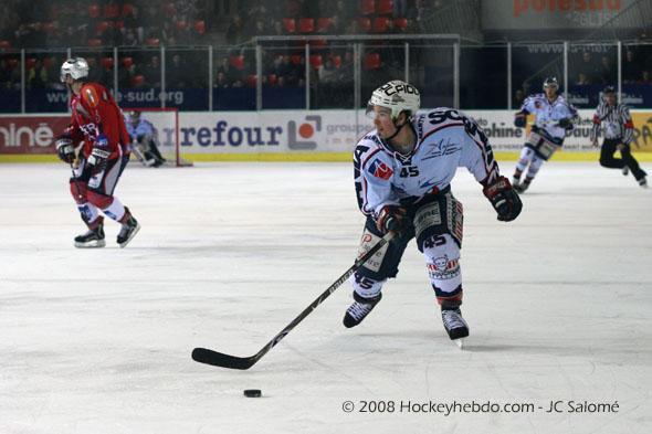 Grenoble  4 - 2 Angers 