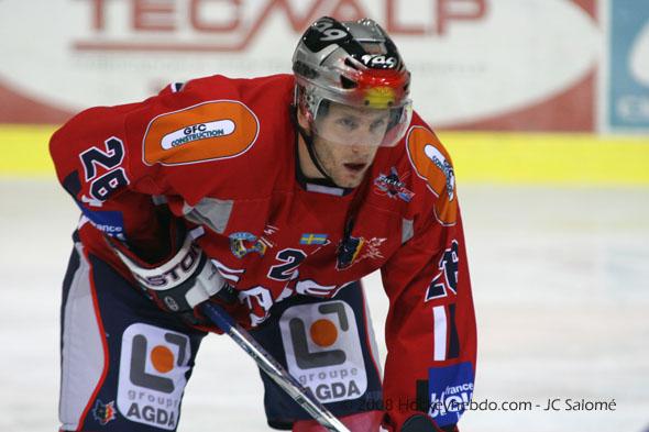 Grenoble  4 - 2 Angers 