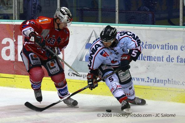 Grenoble  4 - 2 Angers 