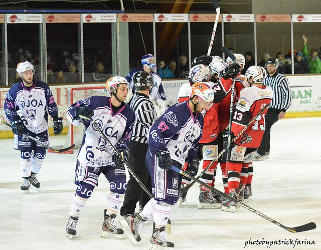Briançon  8 - 4 Epinal 