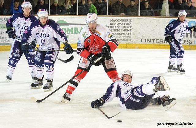 Briançon  8 - 4 Epinal 