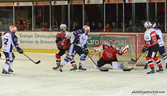 Briançon  8 - 4 Epinal 