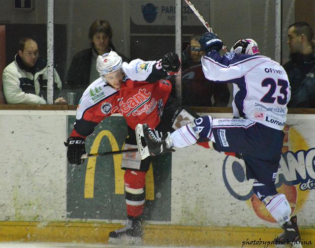 Briançon  8 - 4 Epinal 