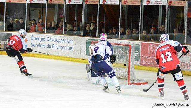 Briançon  8 - 4 Epinal 