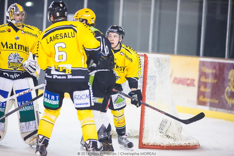 Strasbourg  5 - 6 Rouen