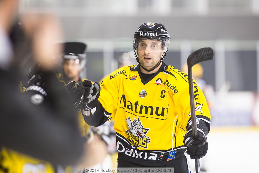 Strasbourg  5 - 6 Rouen