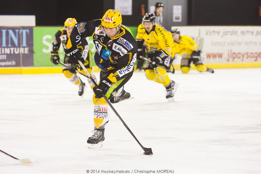 Strasbourg  5 - 6 Rouen