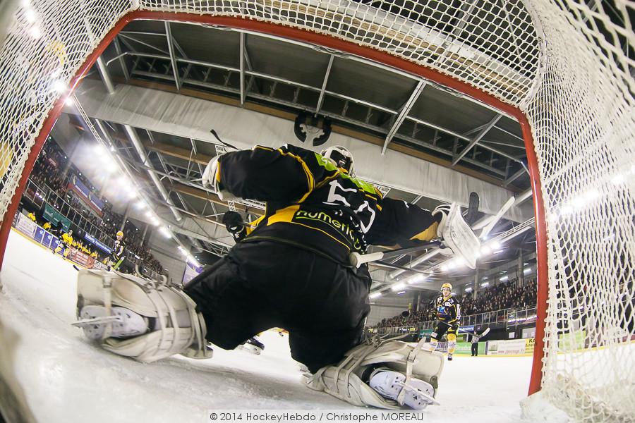 Strasbourg  5 - 6 Rouen