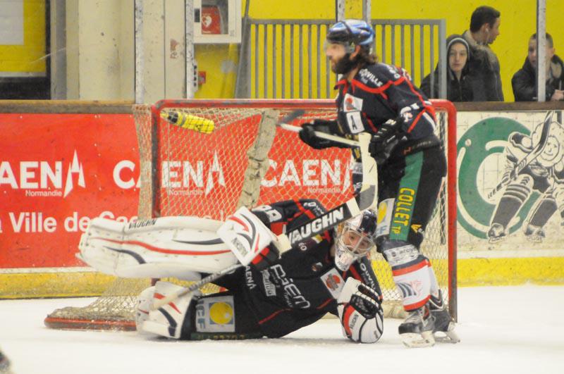 Caen  1 - 4 Villard-de-Lans