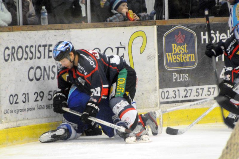 Caen  1 - 4 Villard-de-Lans