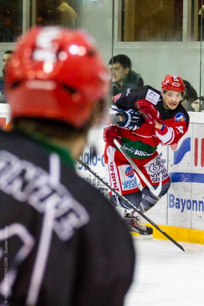 Anglet 5 - 4 Montpellier 