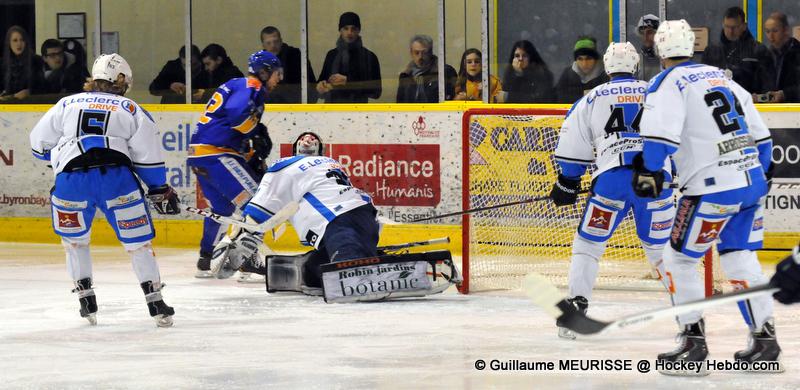 Dijon  9 - 4 Gap 