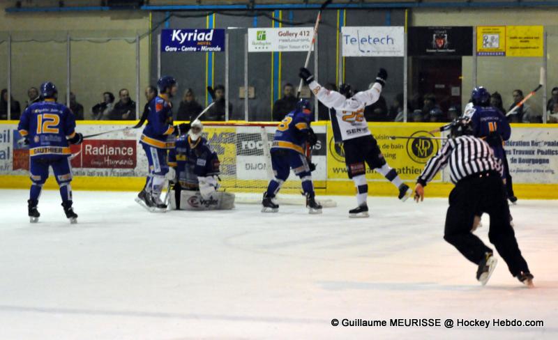 Dijon  2 - 3 Chamonix 