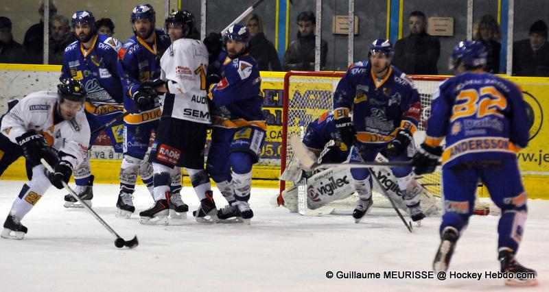 Dijon  2 - 3 Chamonix 