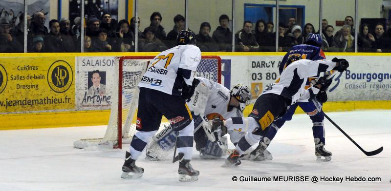 Dijon  2 - 3 Chamonix 