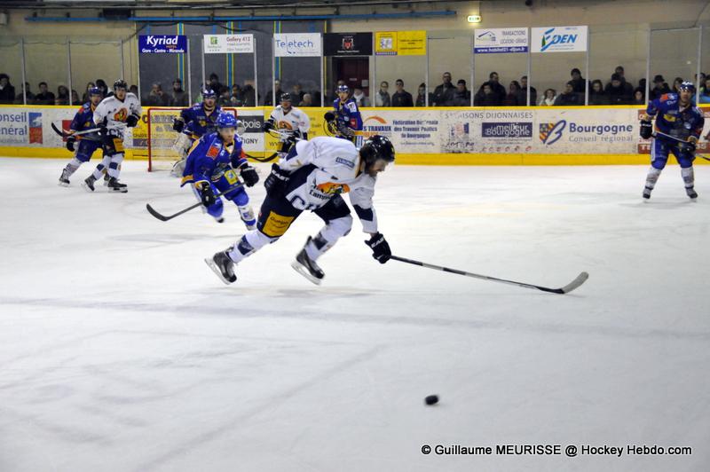 Dijon  2 - 3 Chamonix 