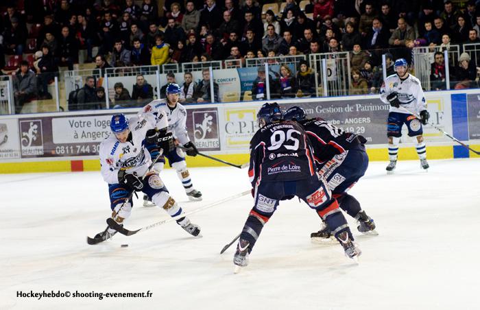 Angers  5 - 3 Brest 