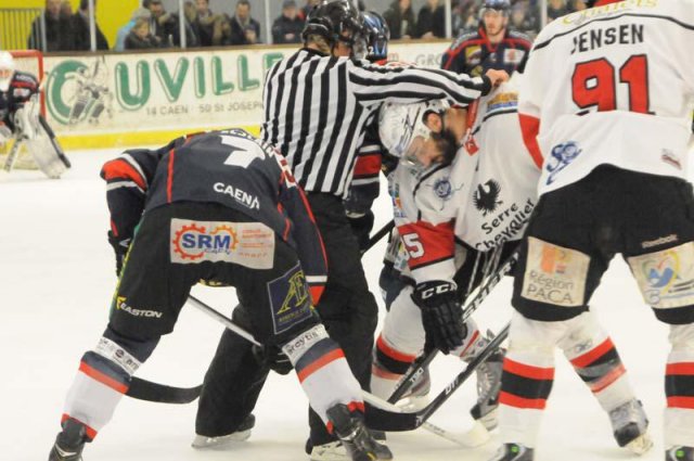 Photo hockey match Caen  - Briançon  le 01/02/2014