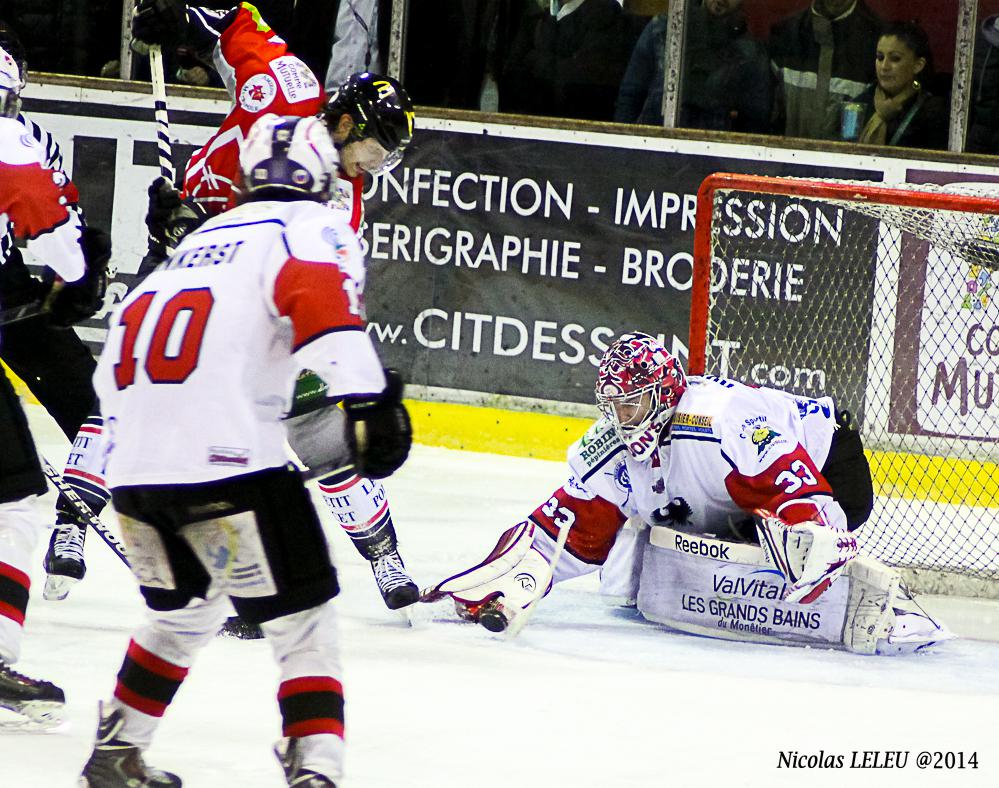 Amiens  1 - 5 Briançon 