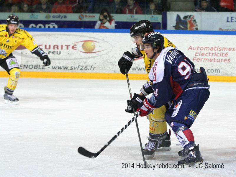 Grenoble  2 - 1 Rouen