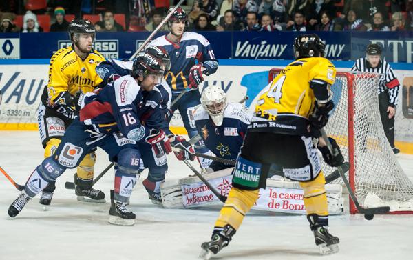 Grenoble  2 - 1 Rouen