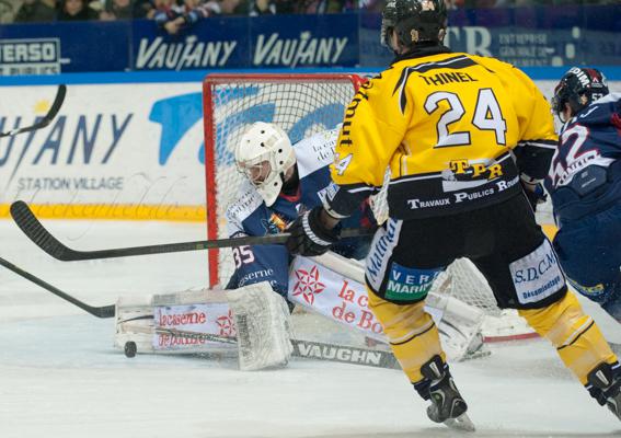 Grenoble  2 - 1 Rouen