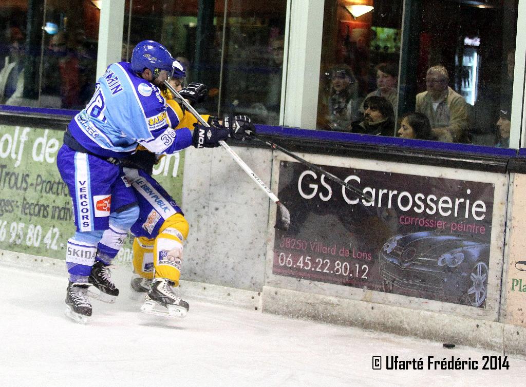 Villard-de-Lans 1 - 4 Dijon 