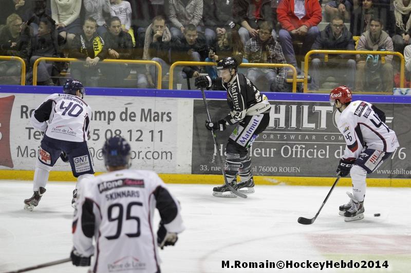 Rouen 2 - 1 Angers 