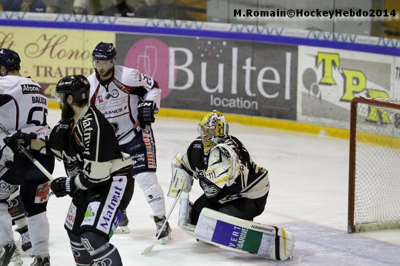 Rouen 2 - 1 Angers 