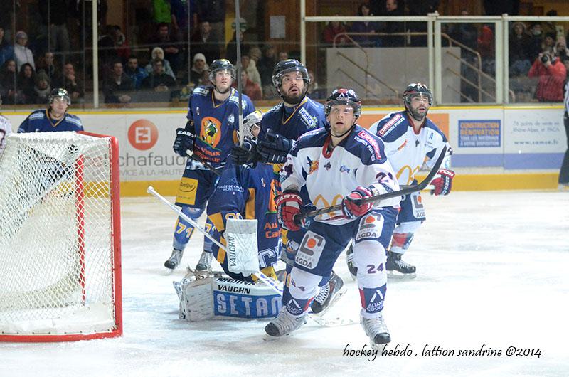 Chamonix  7 - 2 Grenoble 
