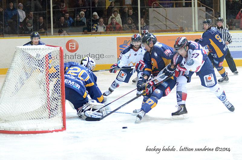 Chamonix  7 - 2 Grenoble 