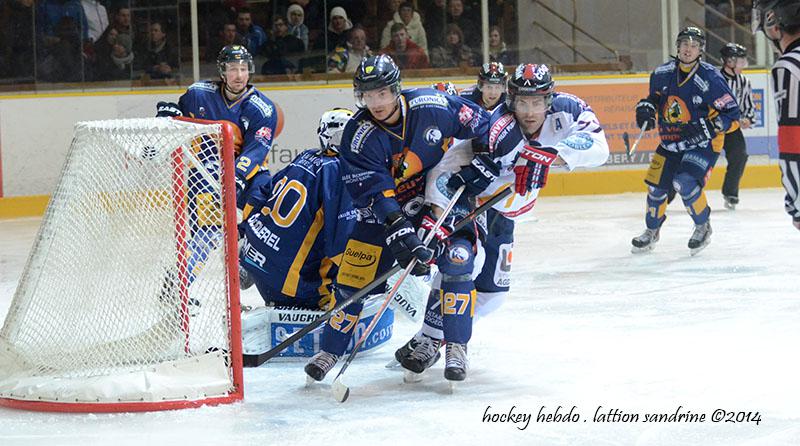 Chamonix  7 - 2 Grenoble 