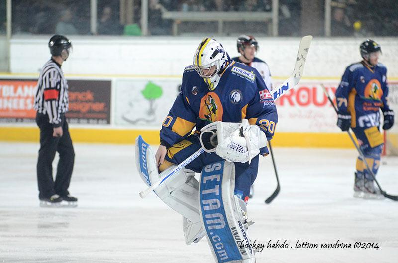 Chamonix  7 - 2 Grenoble 