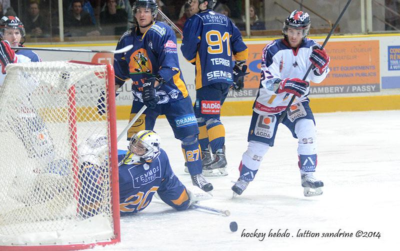 Chamonix  7 - 2 Grenoble 